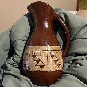 Kate Dismounte signed pottery